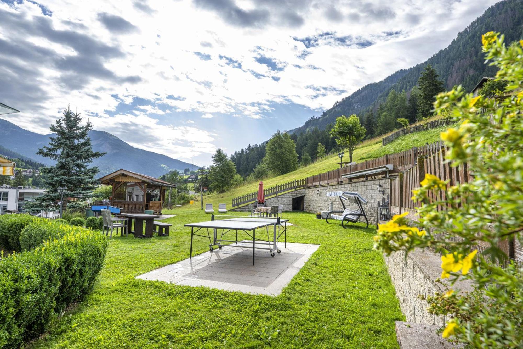 Apartments Mirandula Ortisei Exterior foto